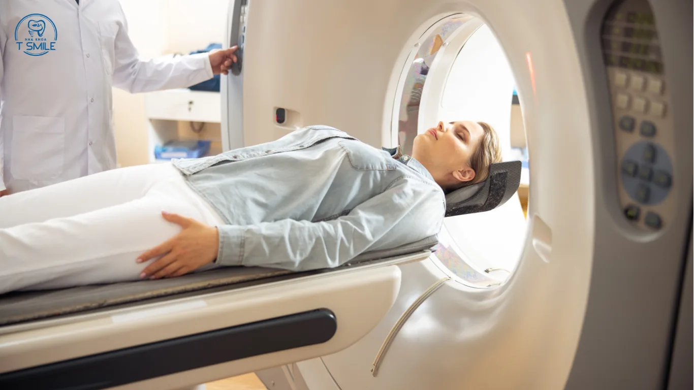 trồng răng Implant có chụp CT được không