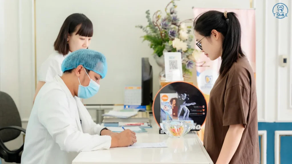 niềng răng nhổ 8 cái