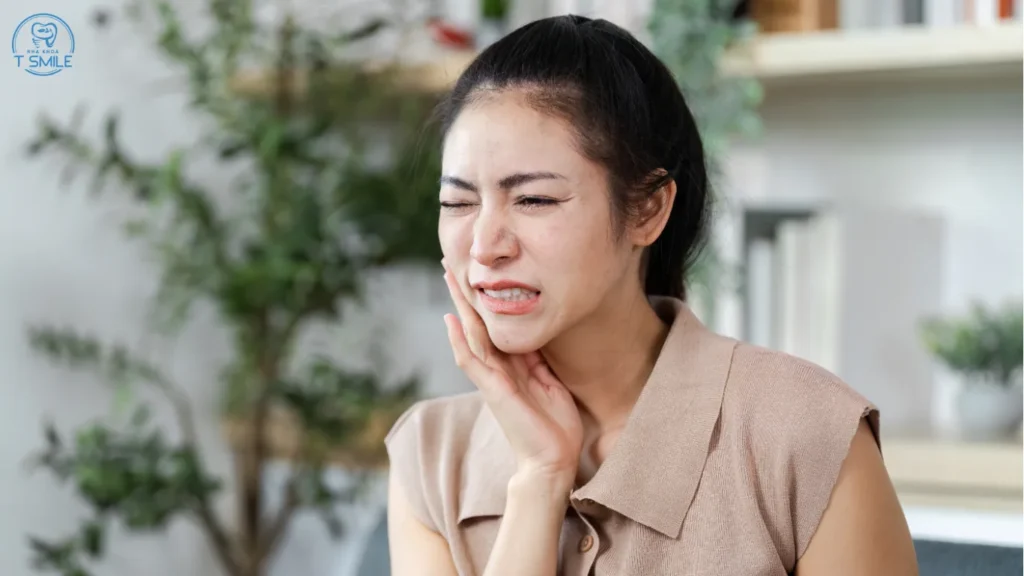 răng bọc sứ bị đau